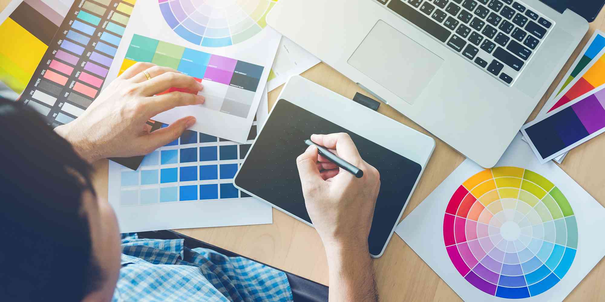 Vai Trò của Graphic Designers