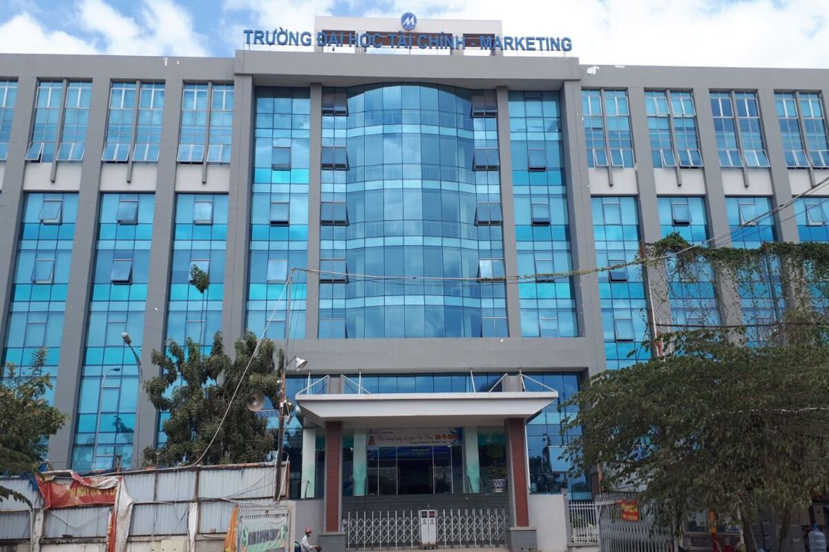 Thí sinh có nhiều cơ hội xét tuyển vào ngành kế toán của Đại học Tài chính Marketing
