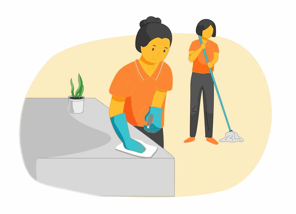 Nhiều gia đình thường thuê người giúp việc để phụ dọn dẹp nhà cửa hoặc chăm sóc người thân trong gia đình