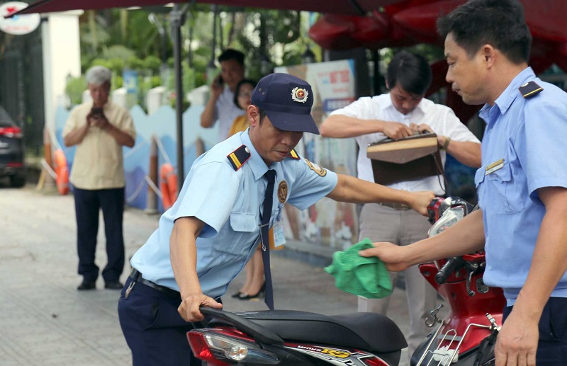 Nhân viên giữ xe cần có sức khỏe tốt và tính trung thực cao