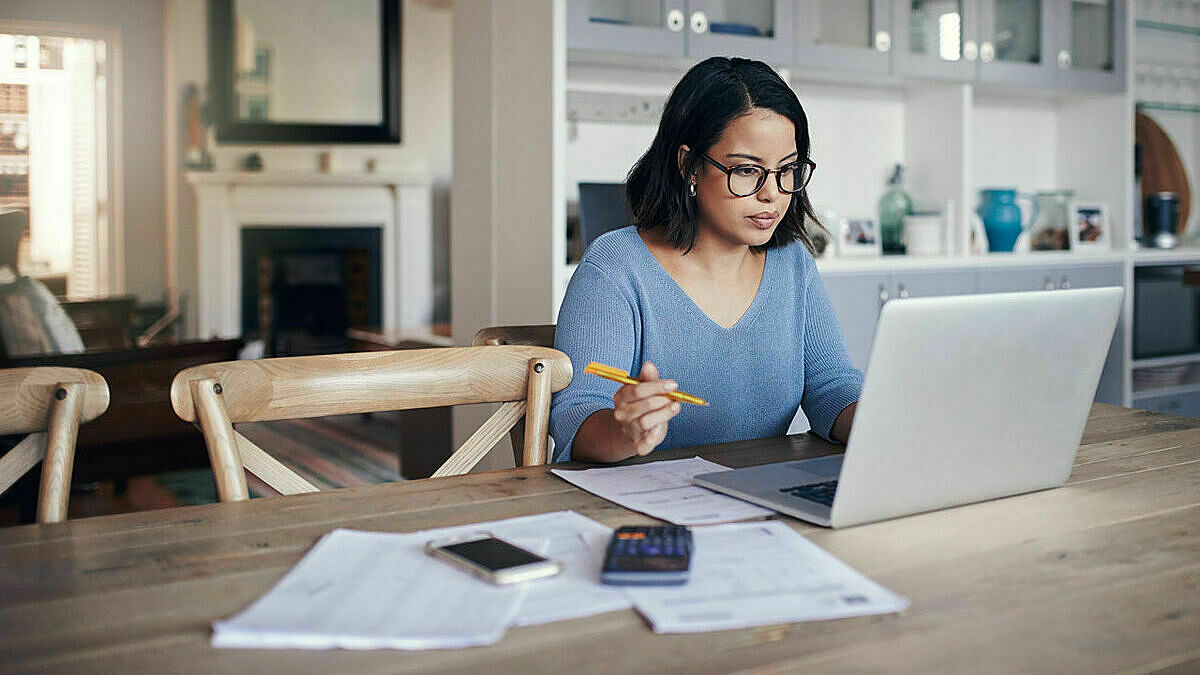 Việc làm thêm online rất phù hợp với những người có nhu cầu tìm việc làm thêm tại nhà từ 19h đến 22h mỗi ngày