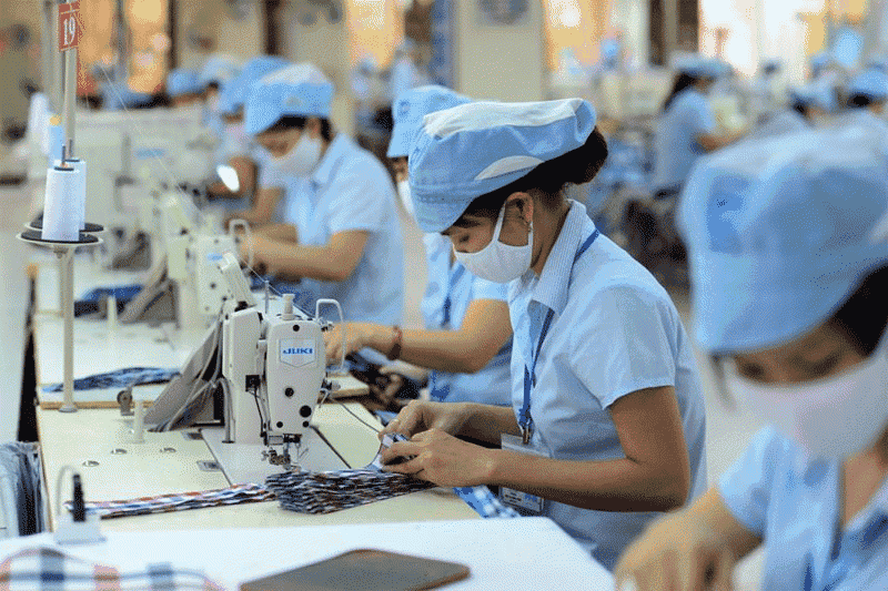 Nếu bạn chịu khó tăng ca, thu nhập hàng tháng sẽ vô cùng hấp dẫn