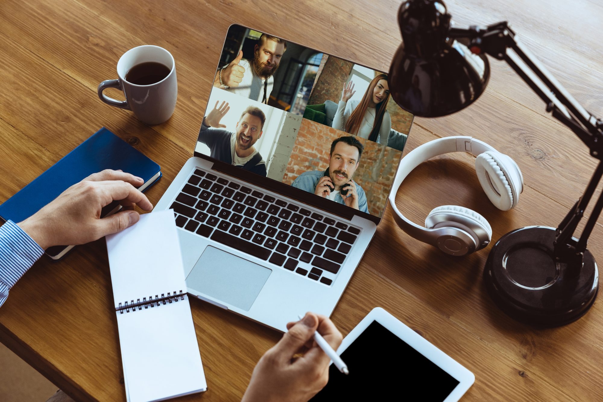 WFH do sự thay đổi thói quen của doanh nghiệp
