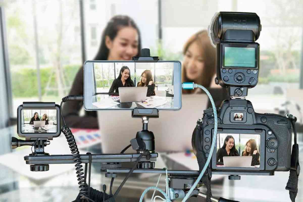 Hình thức livestream đa dạng, có thể làm việc Part-time hoặc Full-time