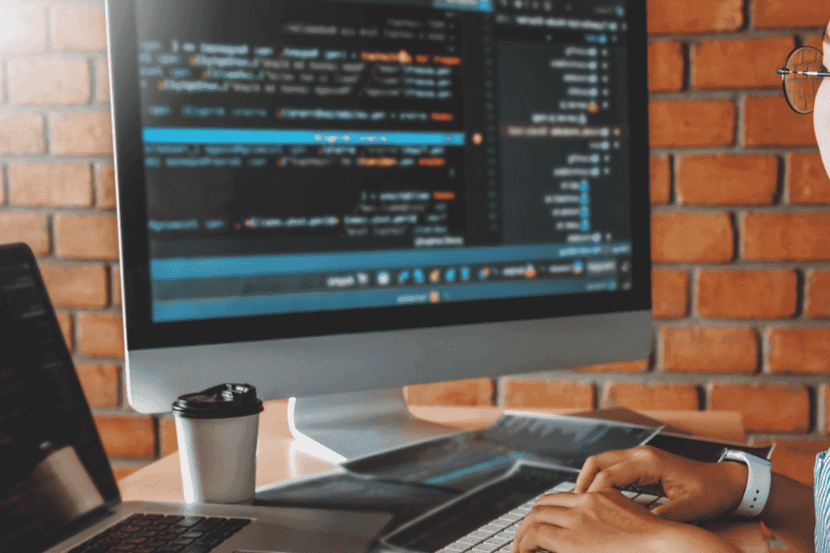 Lập trình viên Part-time thường chịu trách nhiệm hỗ trợ những dự án nhỏ